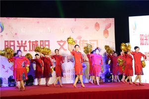 青岛城阳：港东庄社区直播晚会互动提高居民参与度