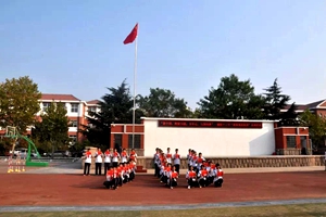 城阳十三中开展“我和我的祖国”系列活动