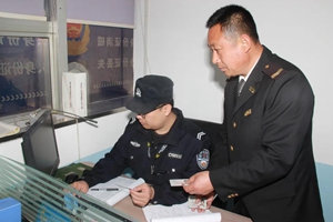 温馨巴士联合流亭派出所打造“寻物平台”，助力遗失证件早日“回家”