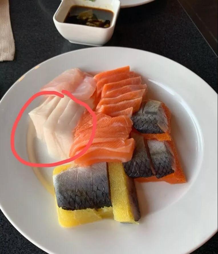 青岛这家高档自助餐厅假金枪鱼摆上桌,经理说是业内惯例